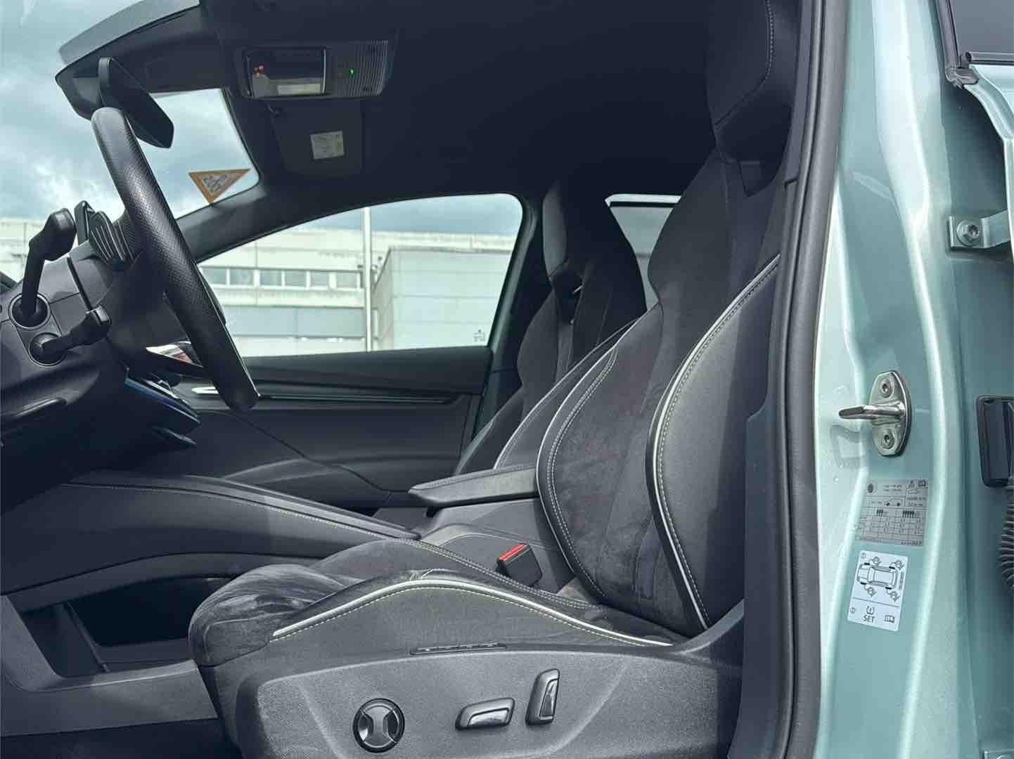Grøn Skoda Enyaq fra 2022
