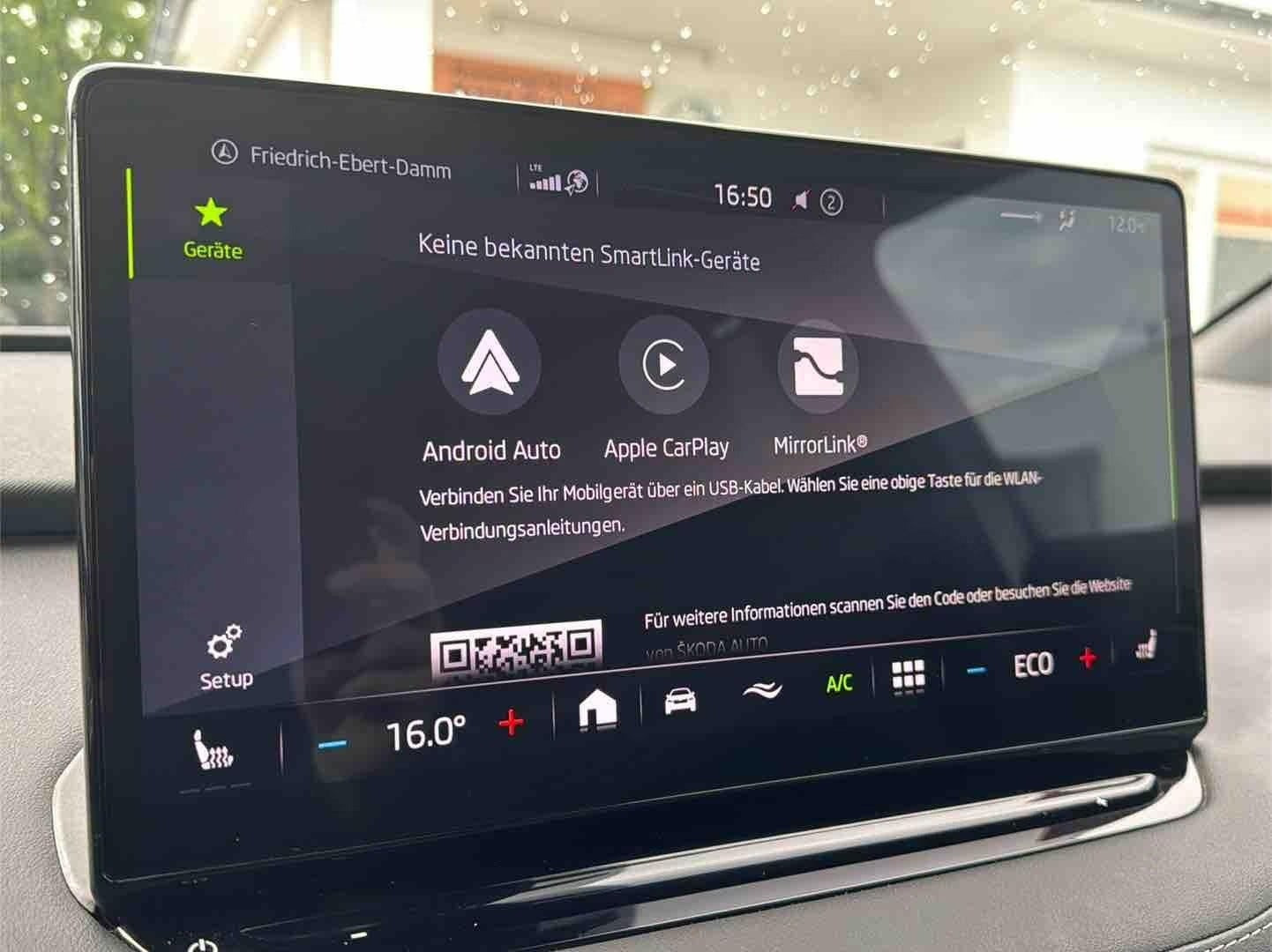 Grøn Skoda Enyaq fra 2022