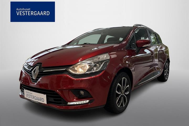 Rød Renault Clio IV fra 2016