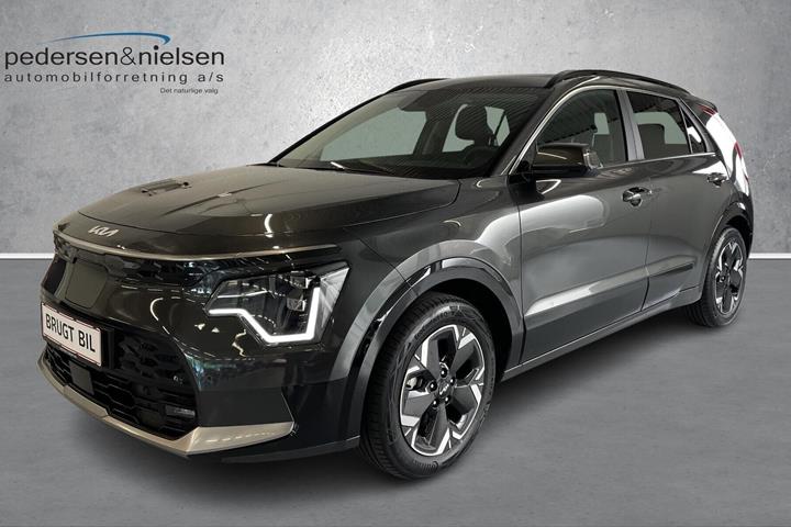 Grå Kia Niro EV fra 2025