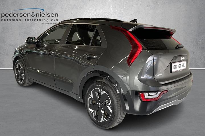 Grå Kia Niro EV fra 2025