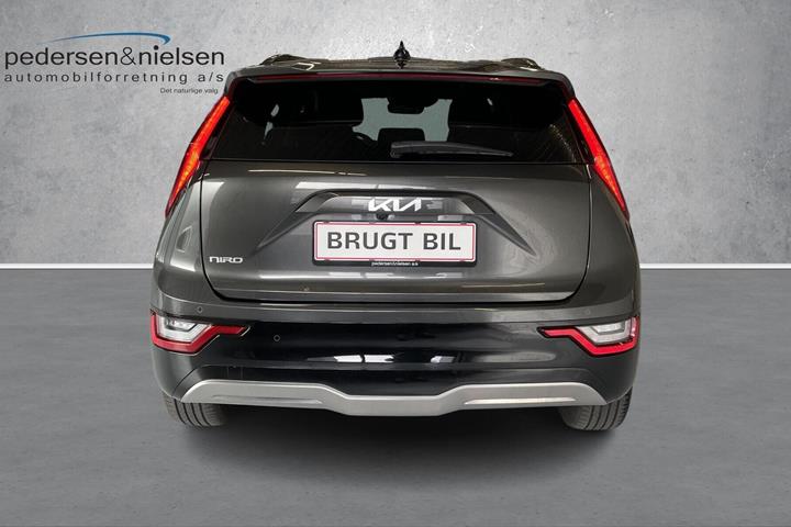 Grå Kia Niro EV fra 2025