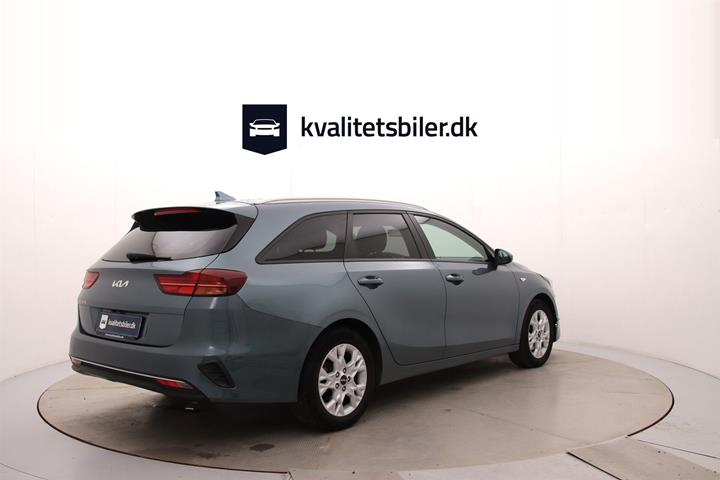 Grå Kia Ceed fra 2023