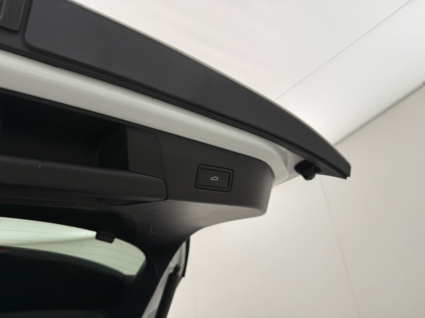 Hvid VW ID.4 fra 2023