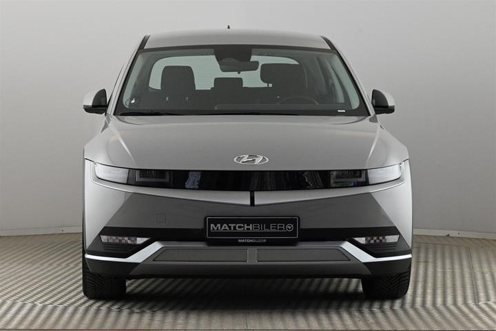 Grå Hyundai Ioniq 5 fra 2023