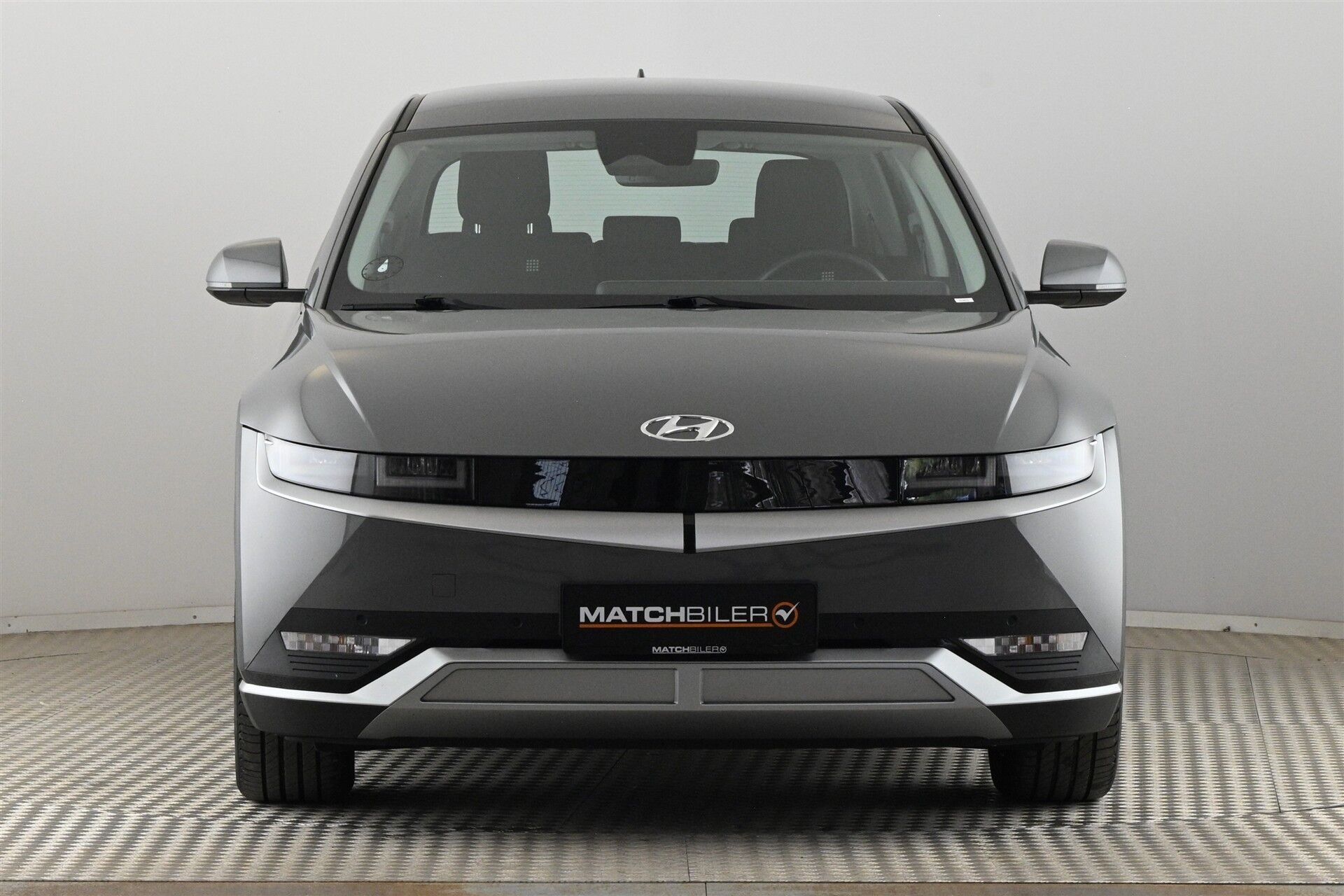 Grå Hyundai Ioniq 5 fra 2022