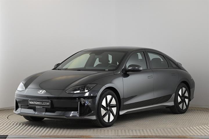 Grå Hyundai Ioniq 6 fra 2023