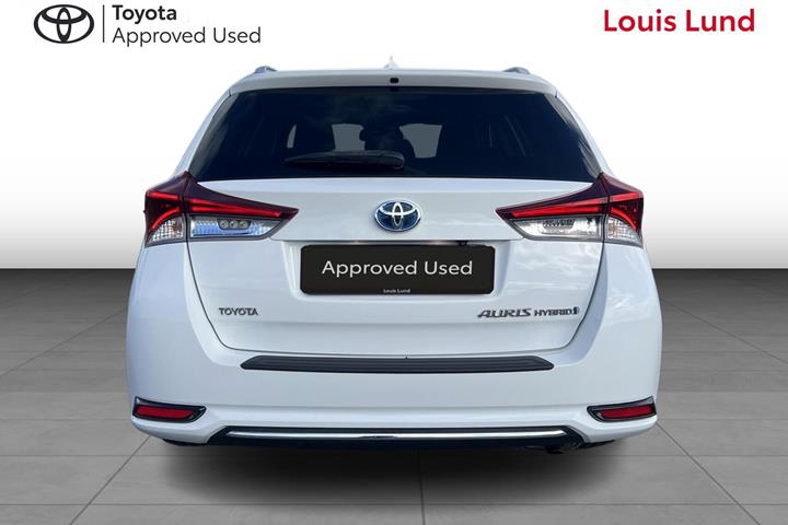 Hvid Toyota Auris fra 2016