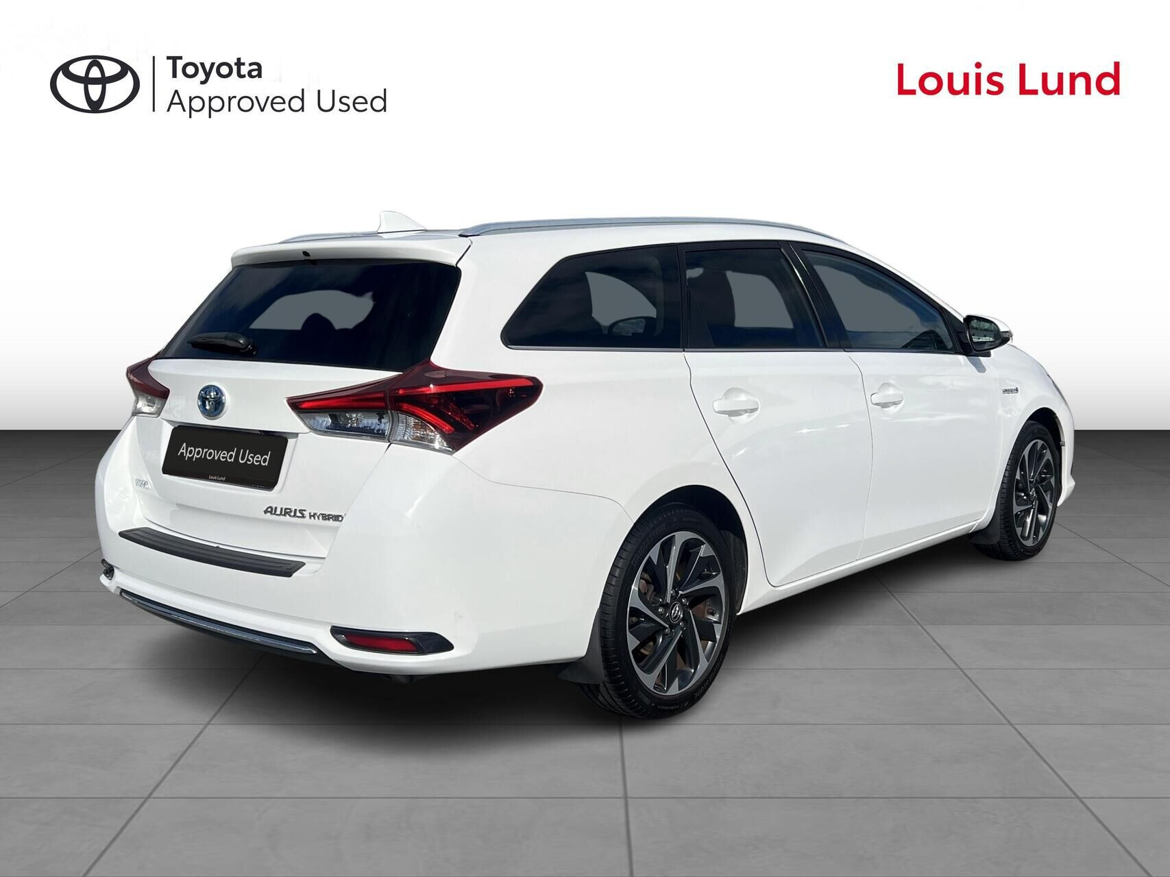 Hvid Toyota Auris fra 2016