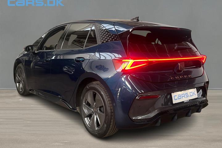 Blå Cupra Born fra 2024
