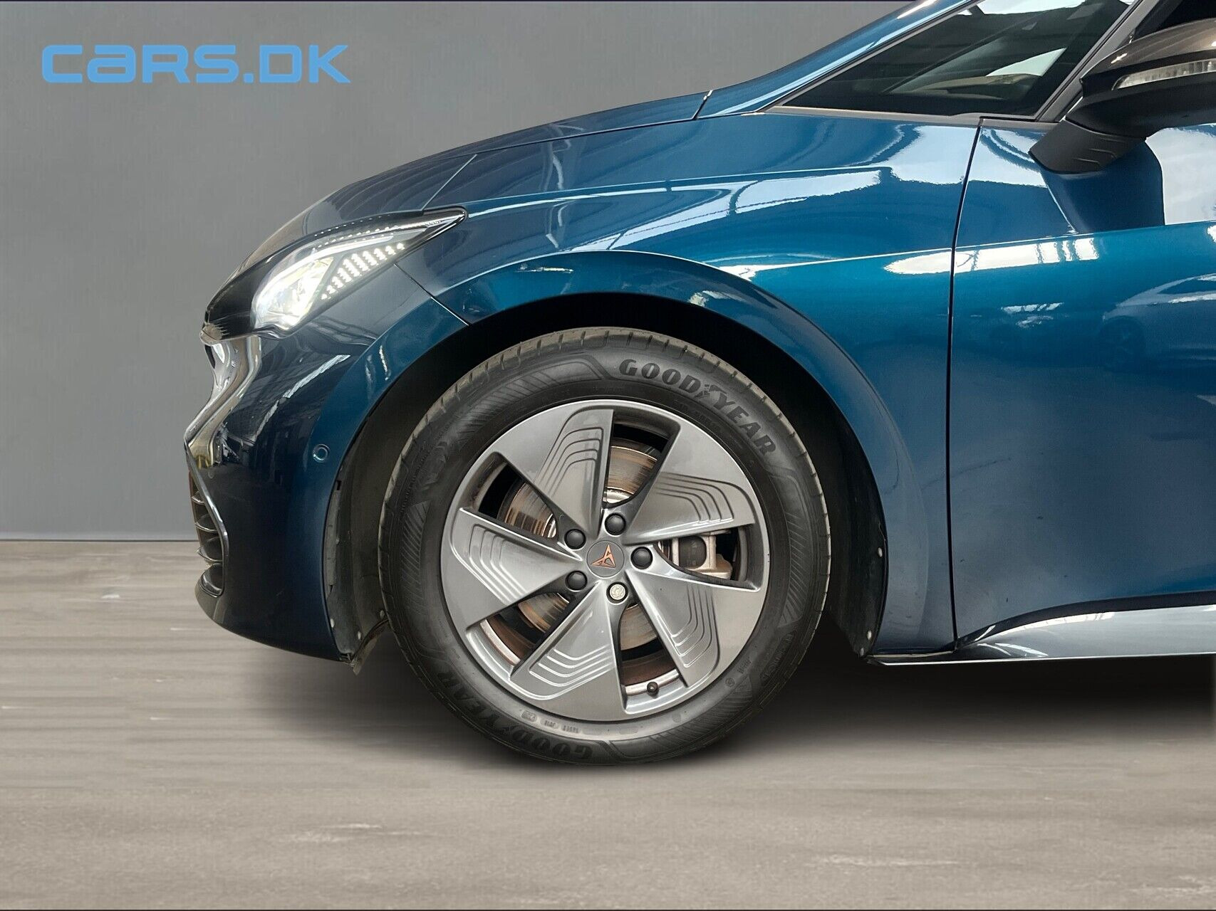 Blå Cupra Born fra 2024
