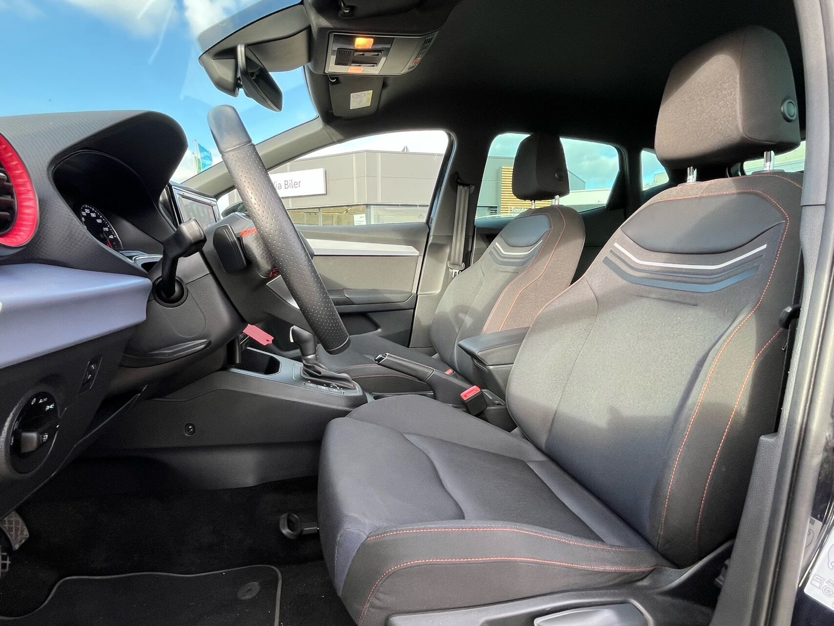 Blå Seat Ibiza fra 2022