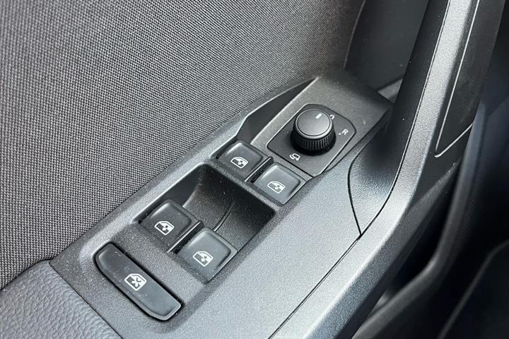 Blå Seat Ibiza fra 2022