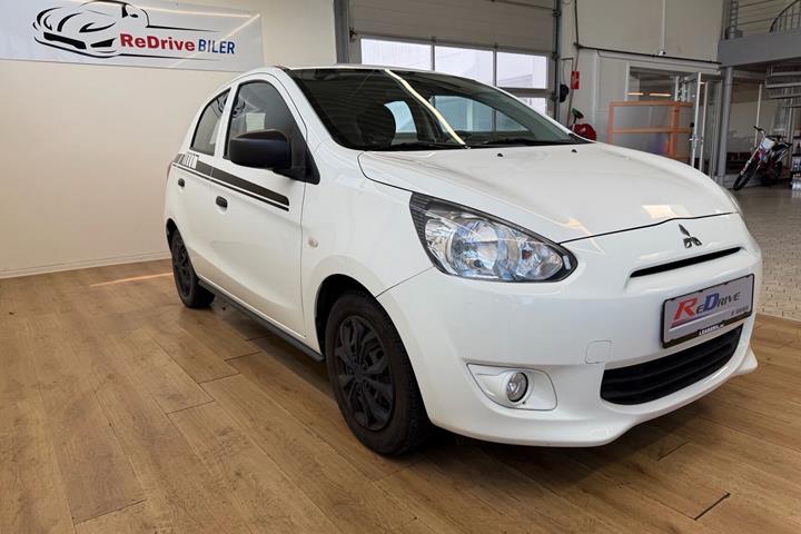 Hvid Mitsubishi Space Star fra 2014