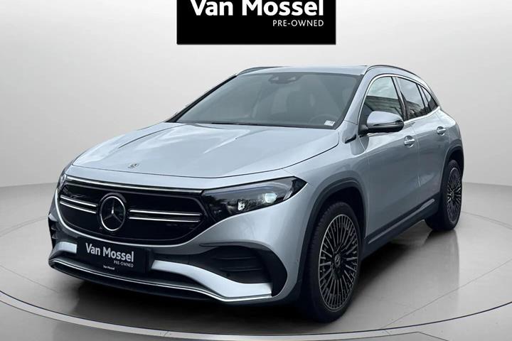 Sølv Mercedes EQA250 fra 2023