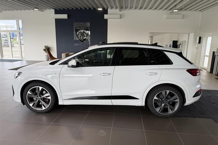 Hvid Audi Q4 fra 2022