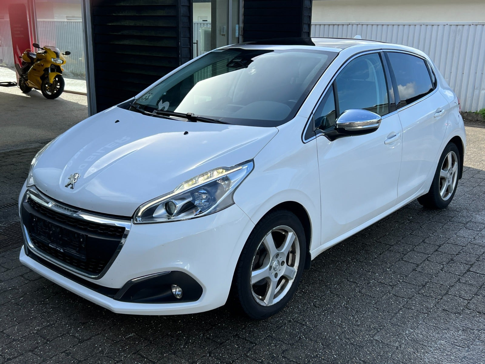 Peugeot 208 1,2 e-THP 110 Active