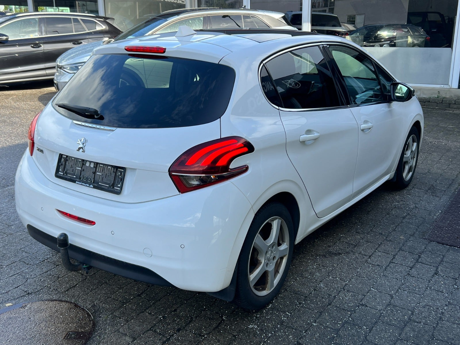 undefined Peugeot 208 fra 2017