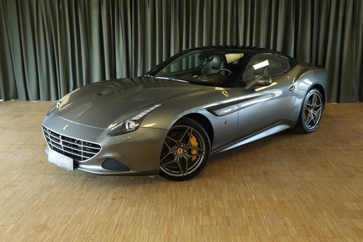 Grå Ferrari California T fra 2015