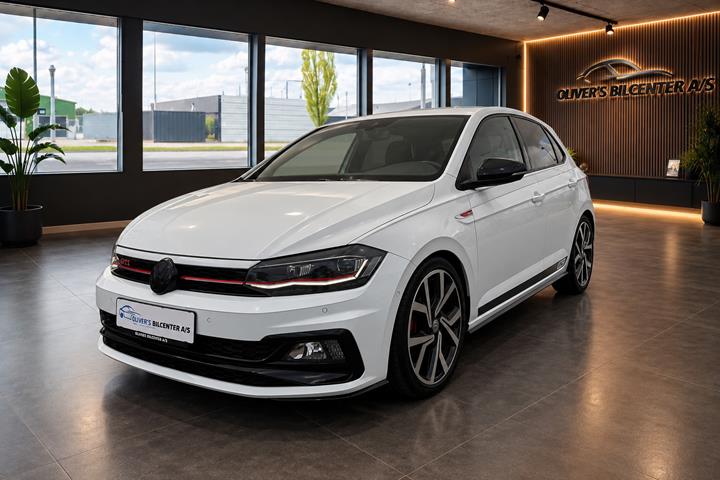 Sort VW Polo fra 2019