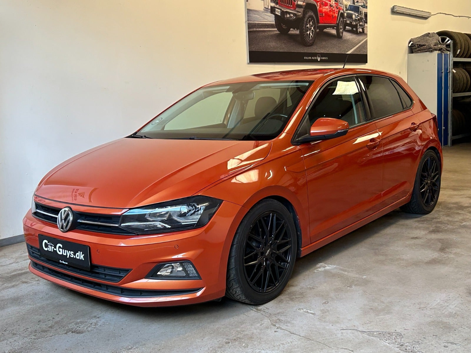 Gul VW Polo fra 2018