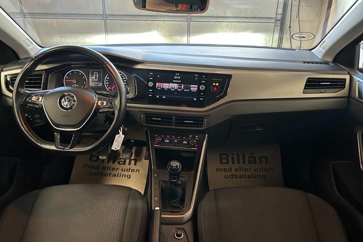 Gul VW Polo fra 2018