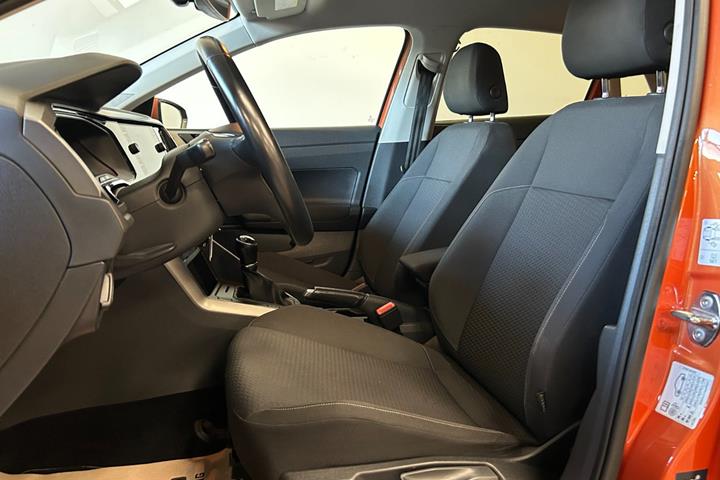 Gul VW Polo fra 2018