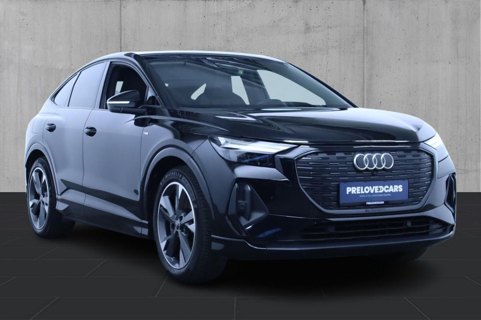 Sort Audi Q4 e-tron fra 2021