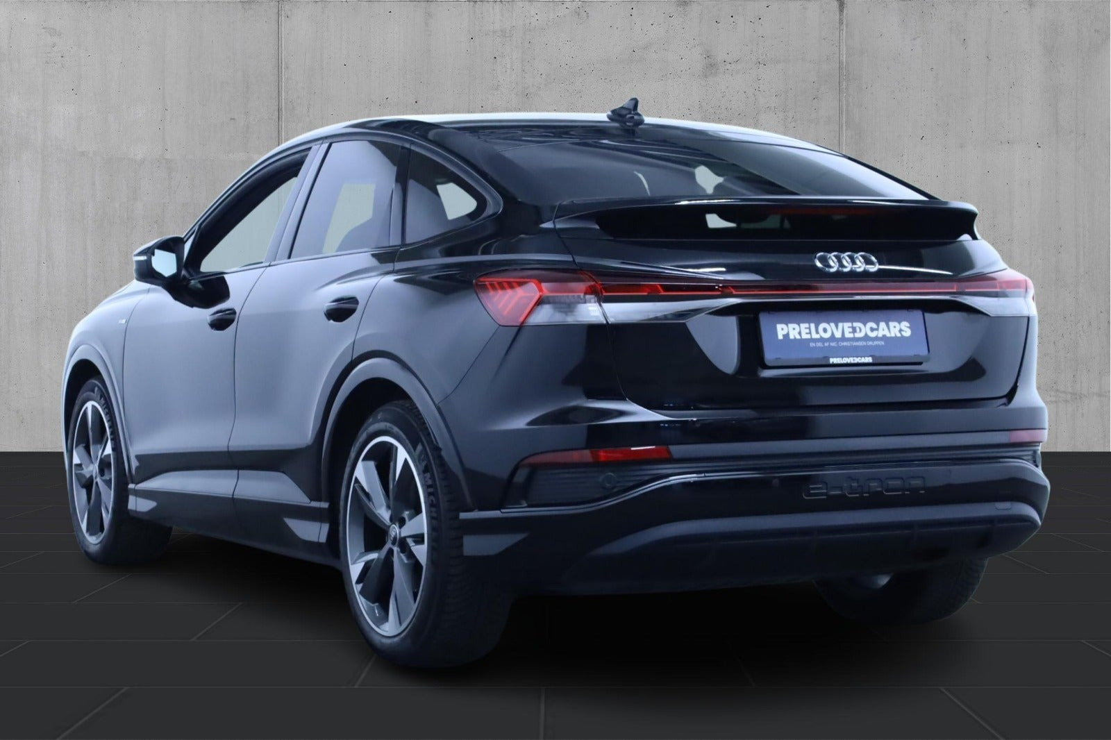 Sort Audi Q4 e-tron fra 2021
