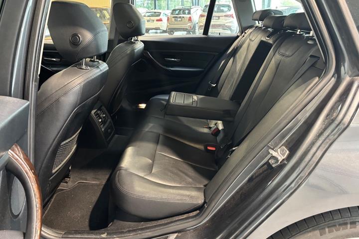 undefined BMW 320d fra 2015
