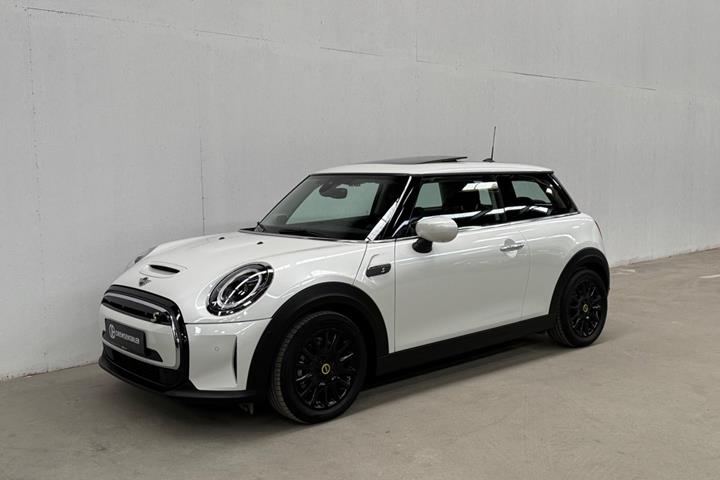 Hvid Mini Cooper SE fra 2023