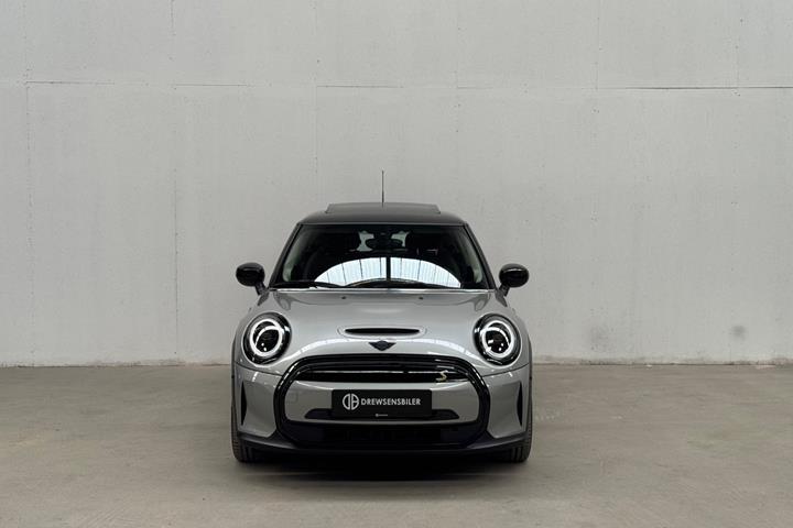 Sølv Mini Cooper SE fra 2023