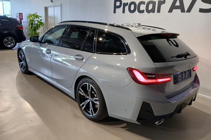Grå BMW 320e fra 2024