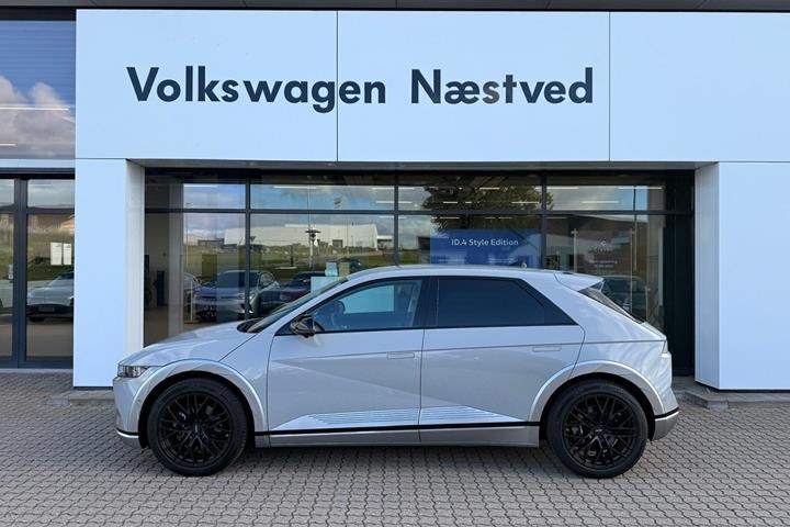 Grå Hyundai Ioniq 5 fra 2022