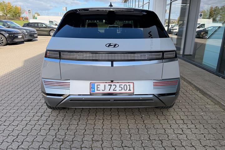 Grå Hyundai Ioniq 5 fra 2022