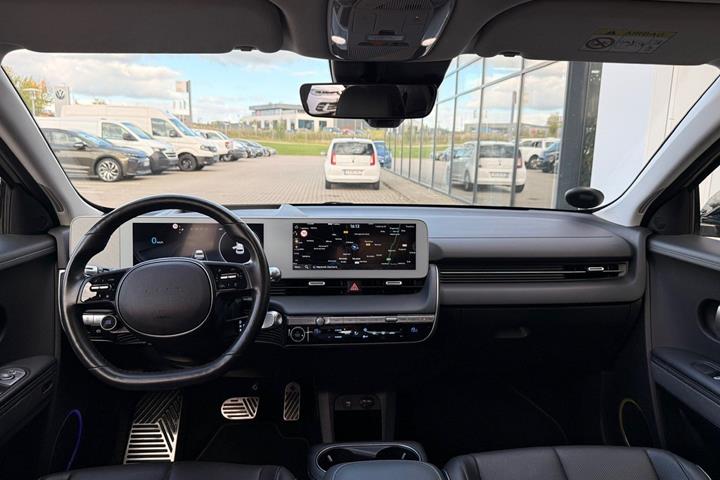 Grå Hyundai Ioniq 5 fra 2022