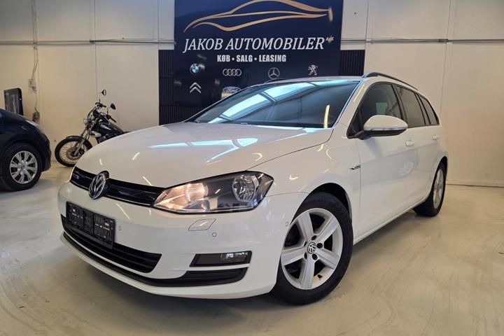 Hvid VW Golf VII fra 2015