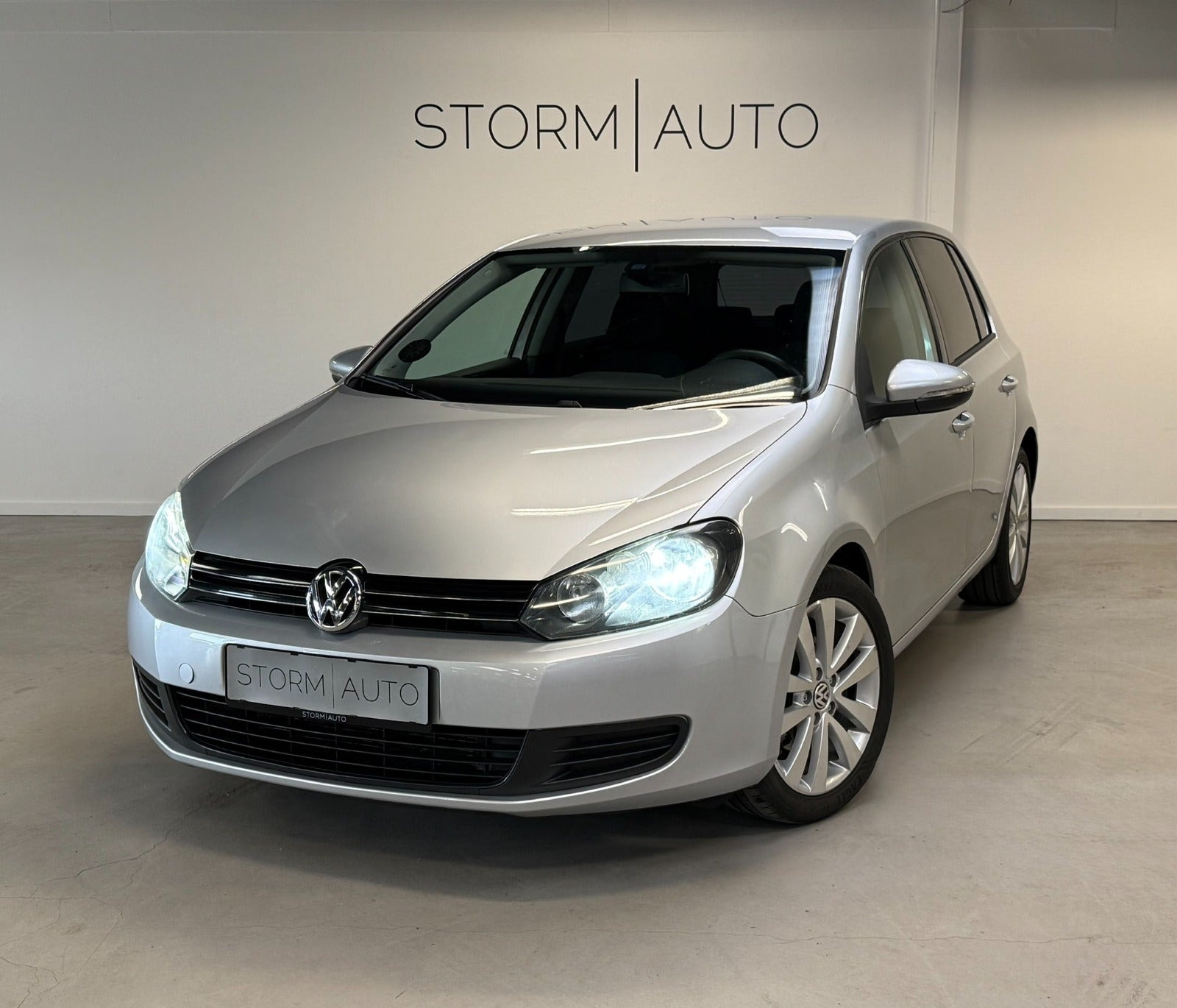Sølv VW Golf VI fra 2009