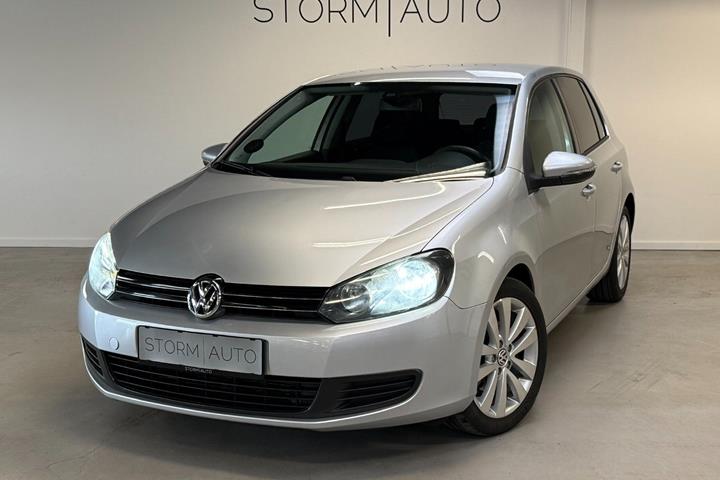Sølv VW Golf VI fra 2009
