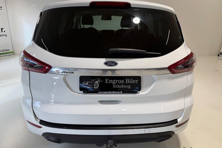 Hvid Ford S-MAX fra 2017