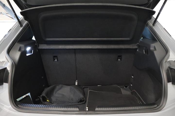 Grå Cupra Born fra 2022