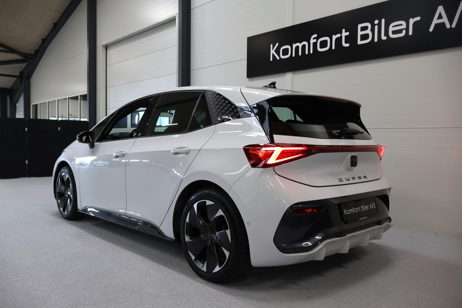 Hvid Cupra Born fra 2023