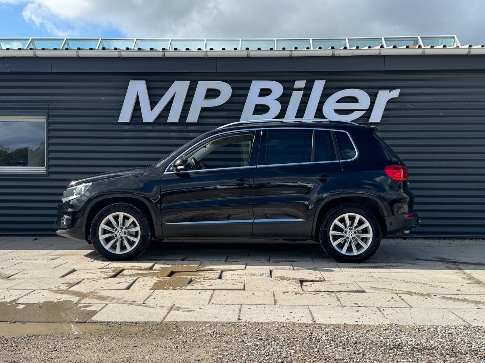 Sort VW Tiguan fra 2015