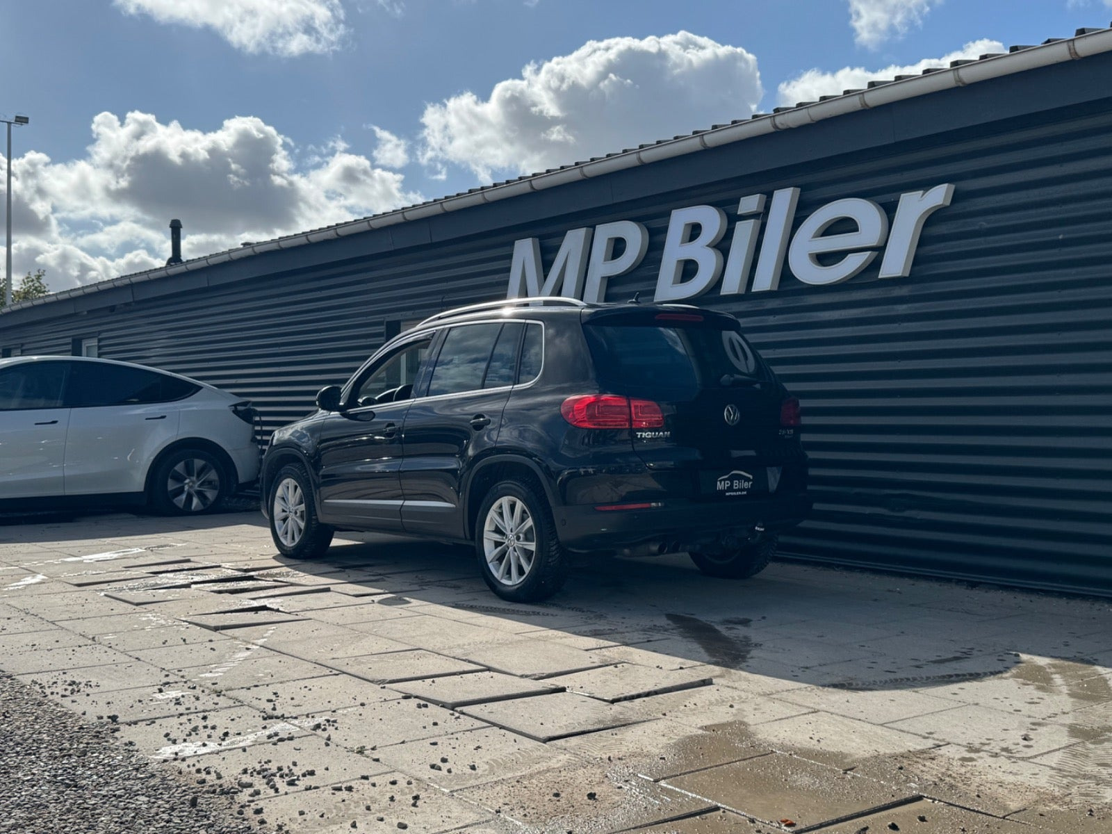 Sort VW Tiguan fra 2015