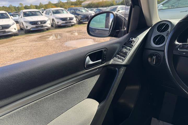 Sort VW Tiguan fra 2015