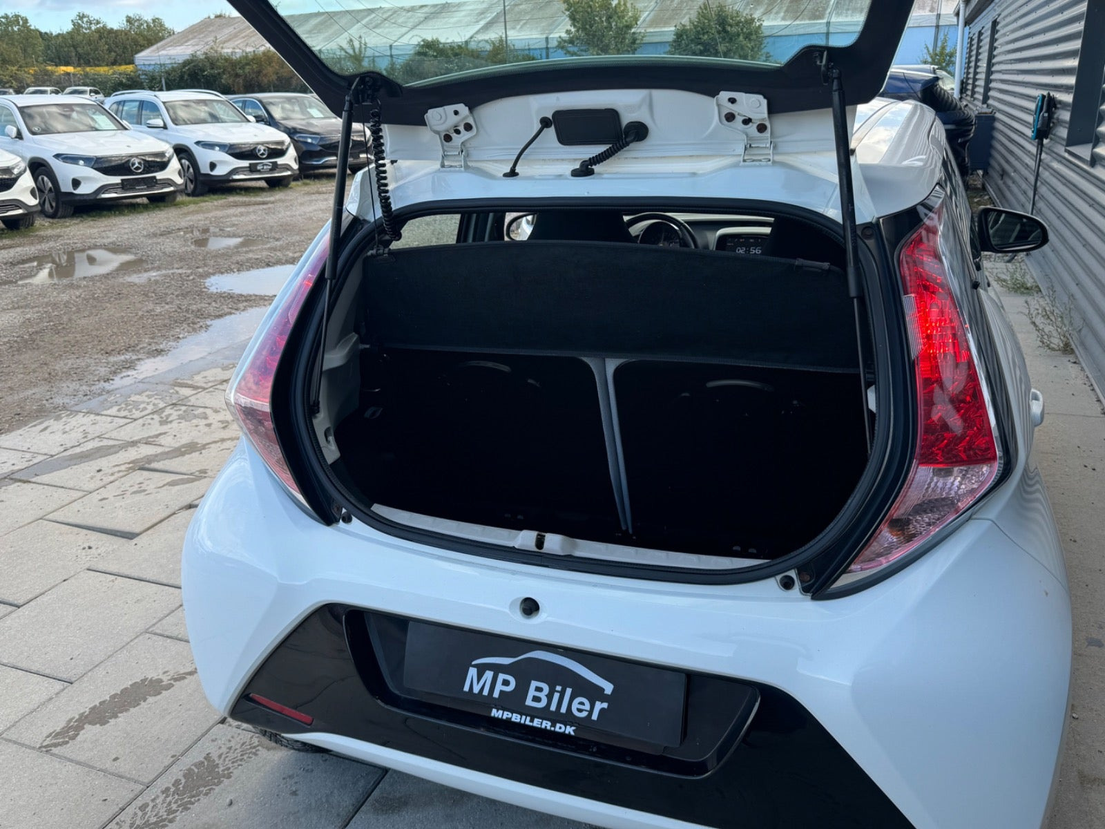 Hvid Toyota Aygo fra 2015