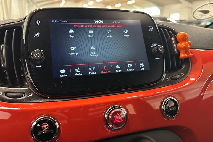 Orange Fiat 500 fra 2024