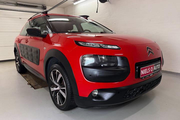 Rød Citroën C4 Cactus fra 2014