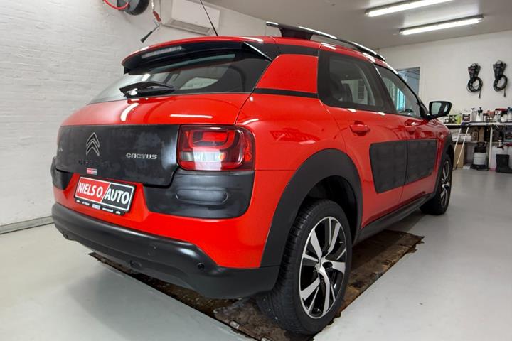 Rød Citroën C4 Cactus fra 2014