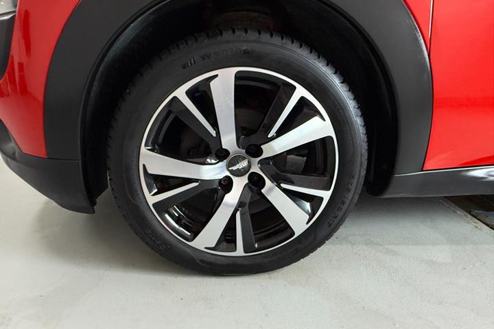 Rød Citroën C4 Cactus fra 2014